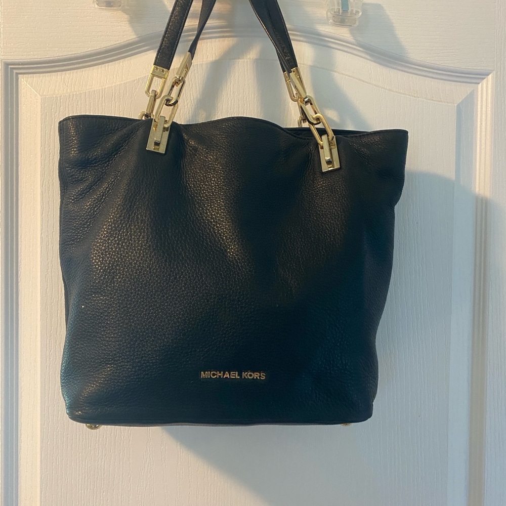 Black Michael Kors bag